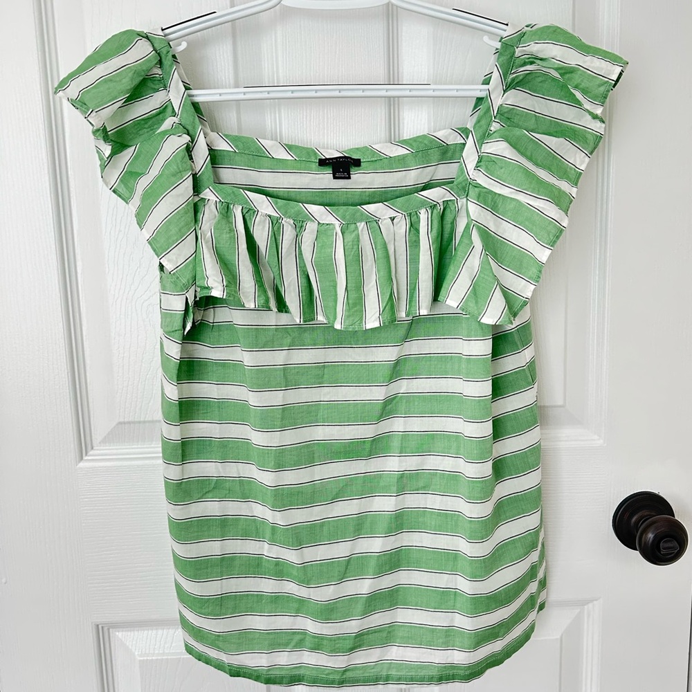 Ann Taylor Green Striped Women's Top